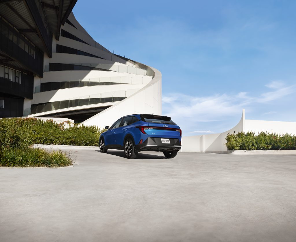 Kia K3 Hatchback_4