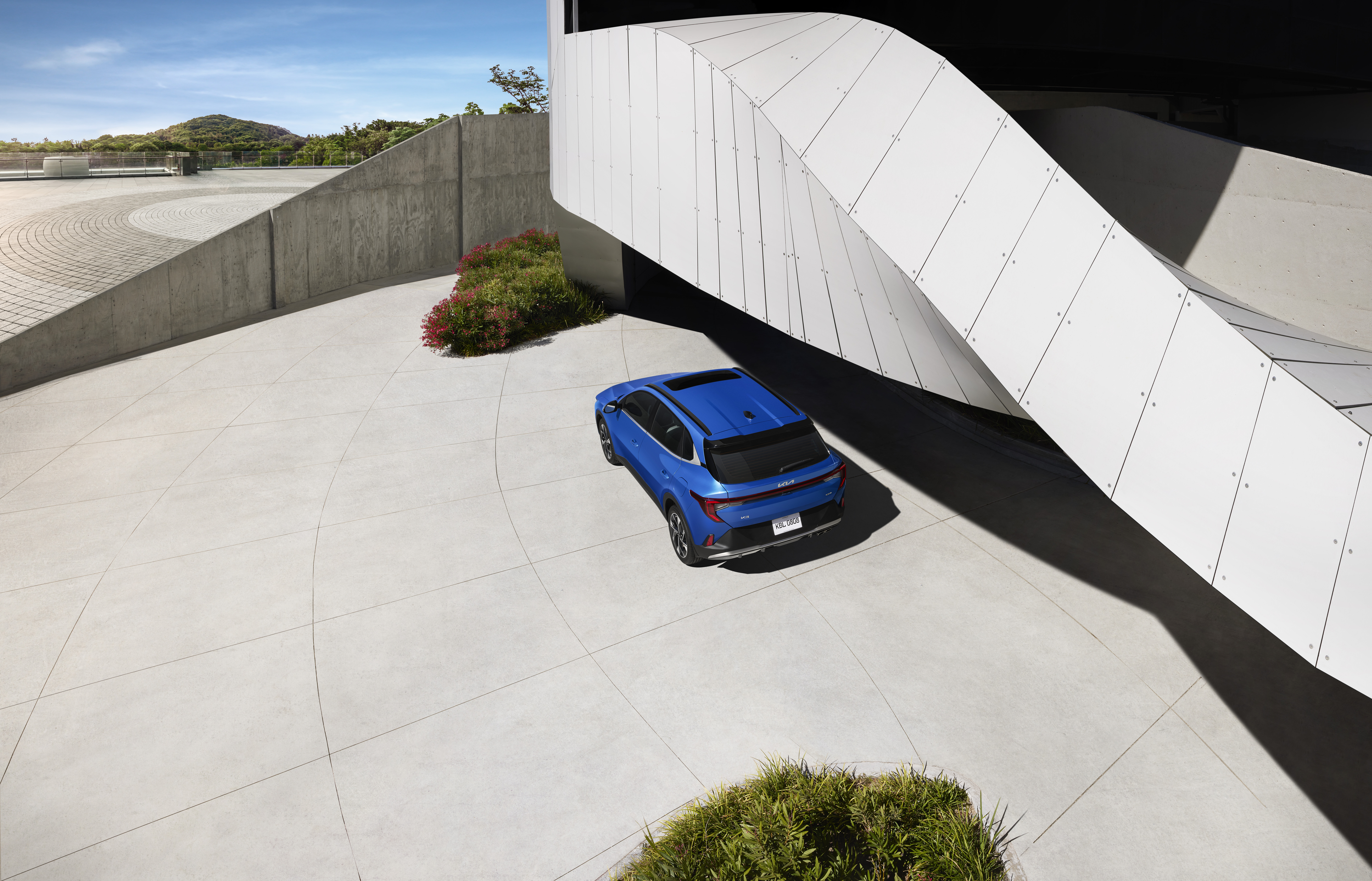 Kia K3 Hatchback_5