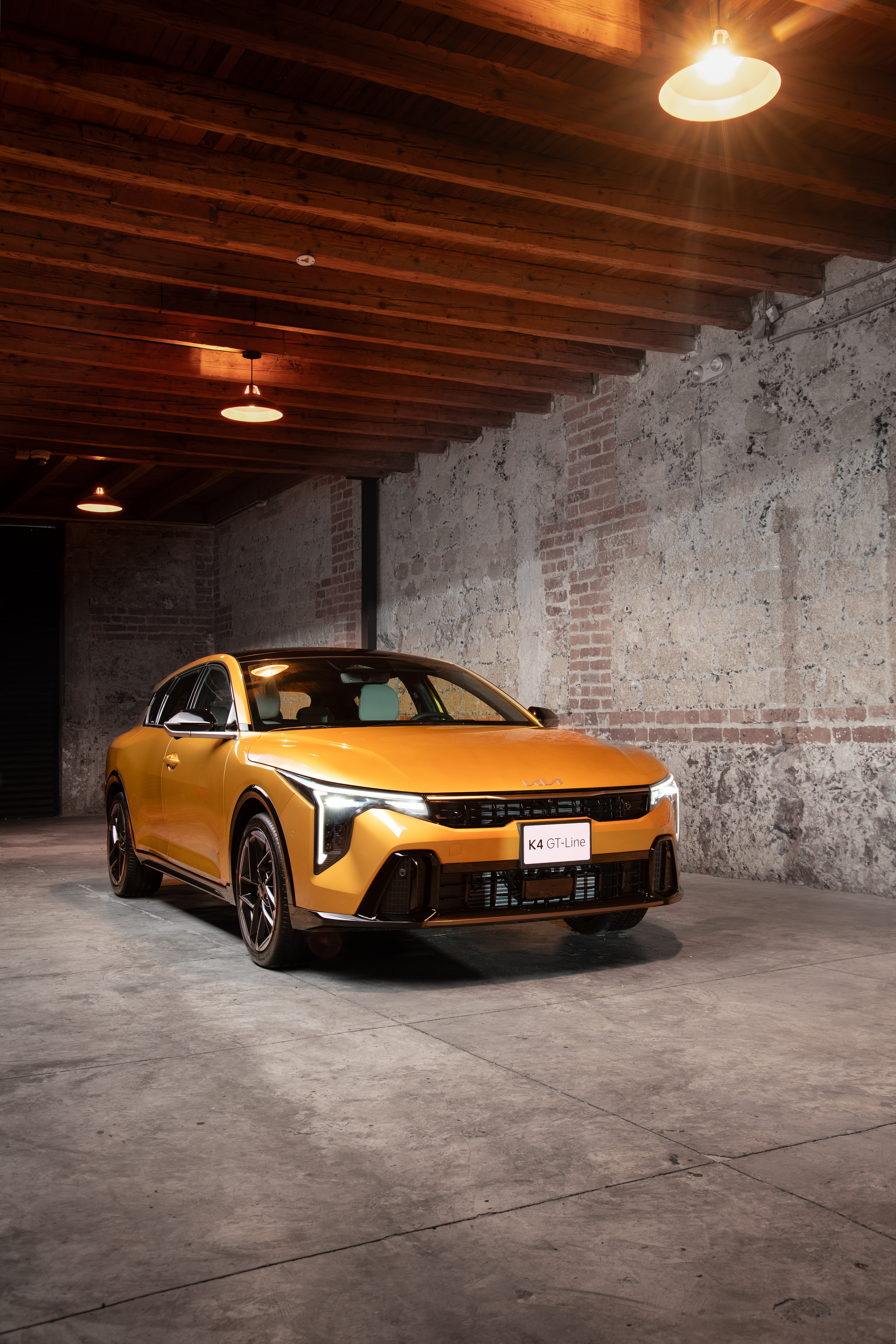 Kia K4 Hatchback alta 4