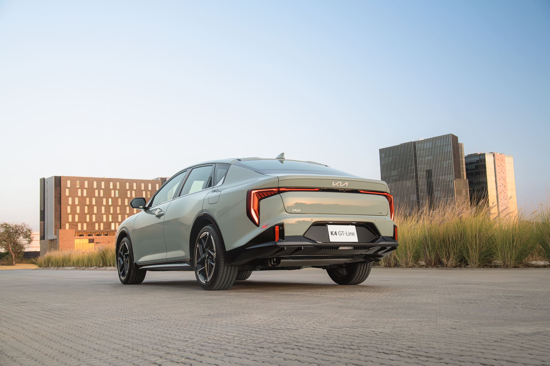 Kia_K4_GT_Exteriores_10