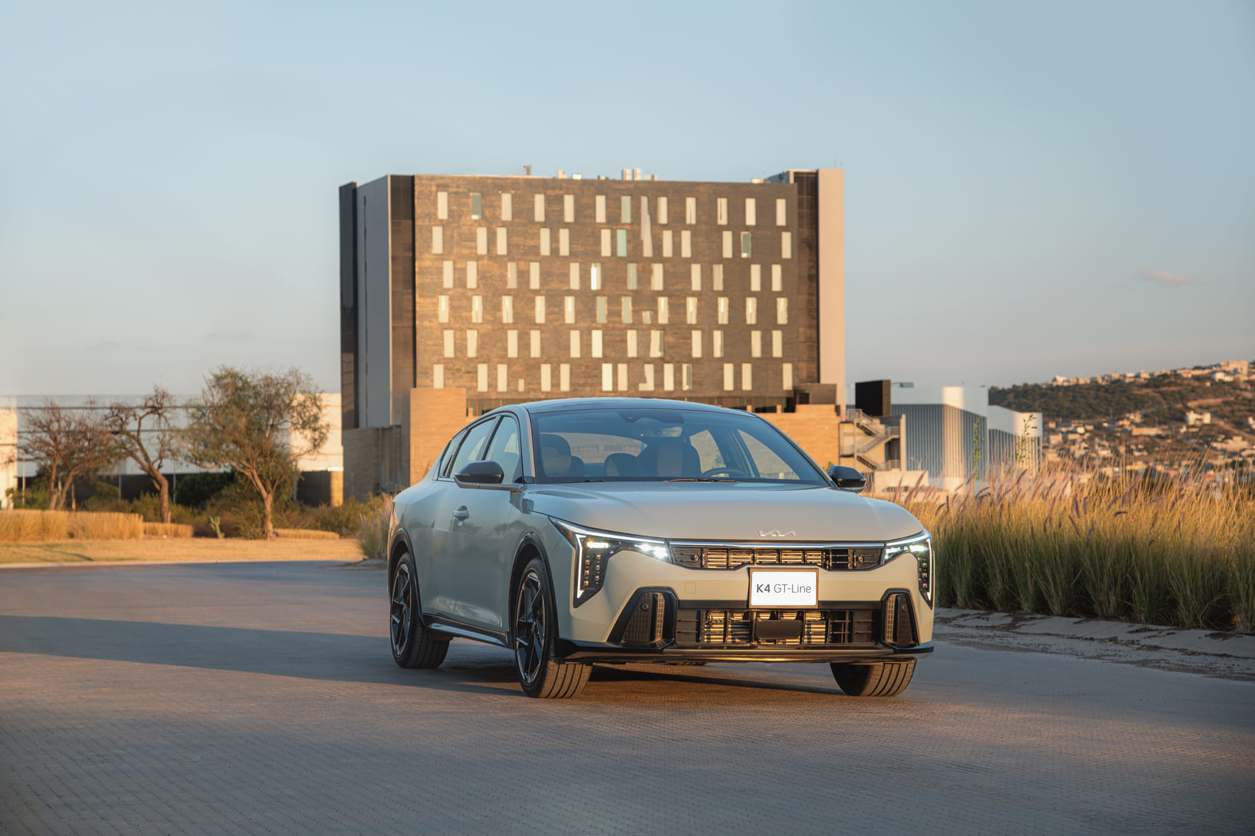 Kia_K4_GT_Exteriores_6