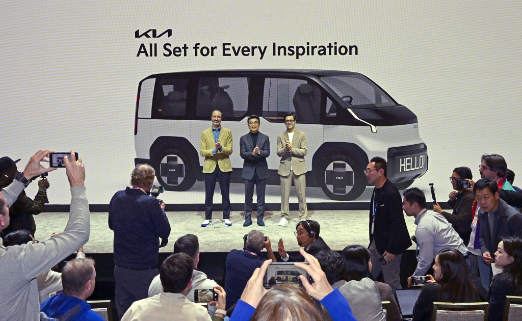 Kia PBV concept models unveiled at CES 2024 (2)