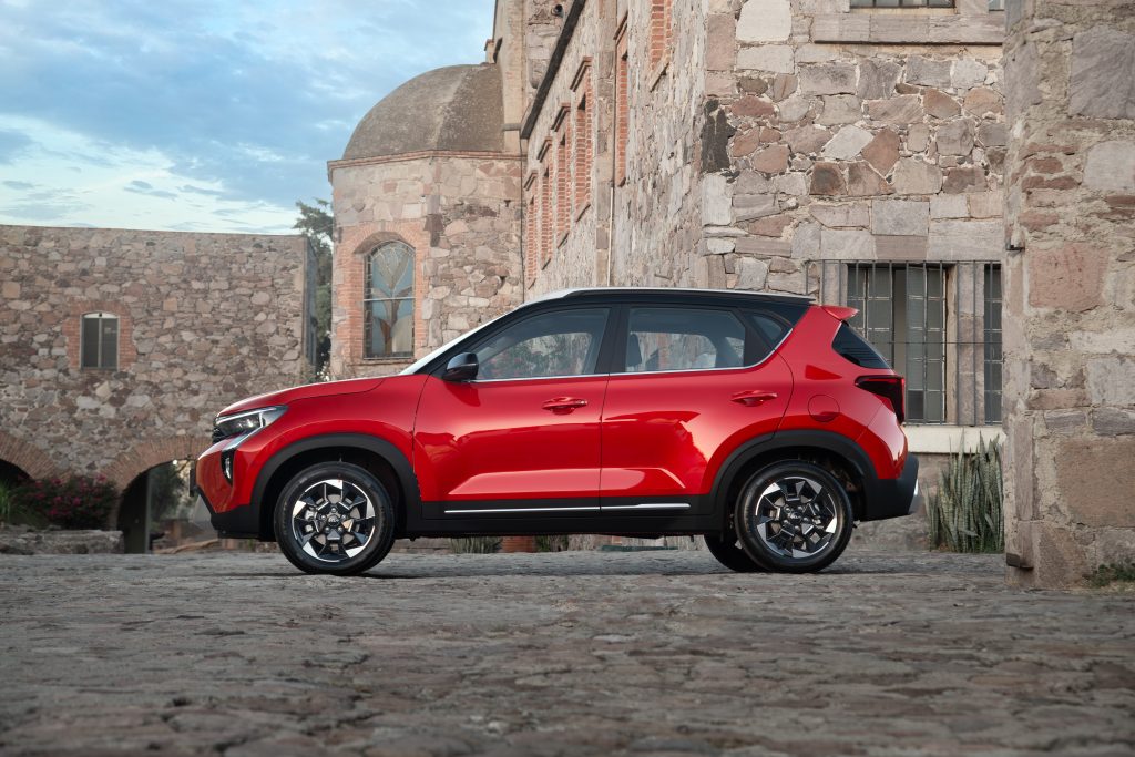Kia Sonet 3