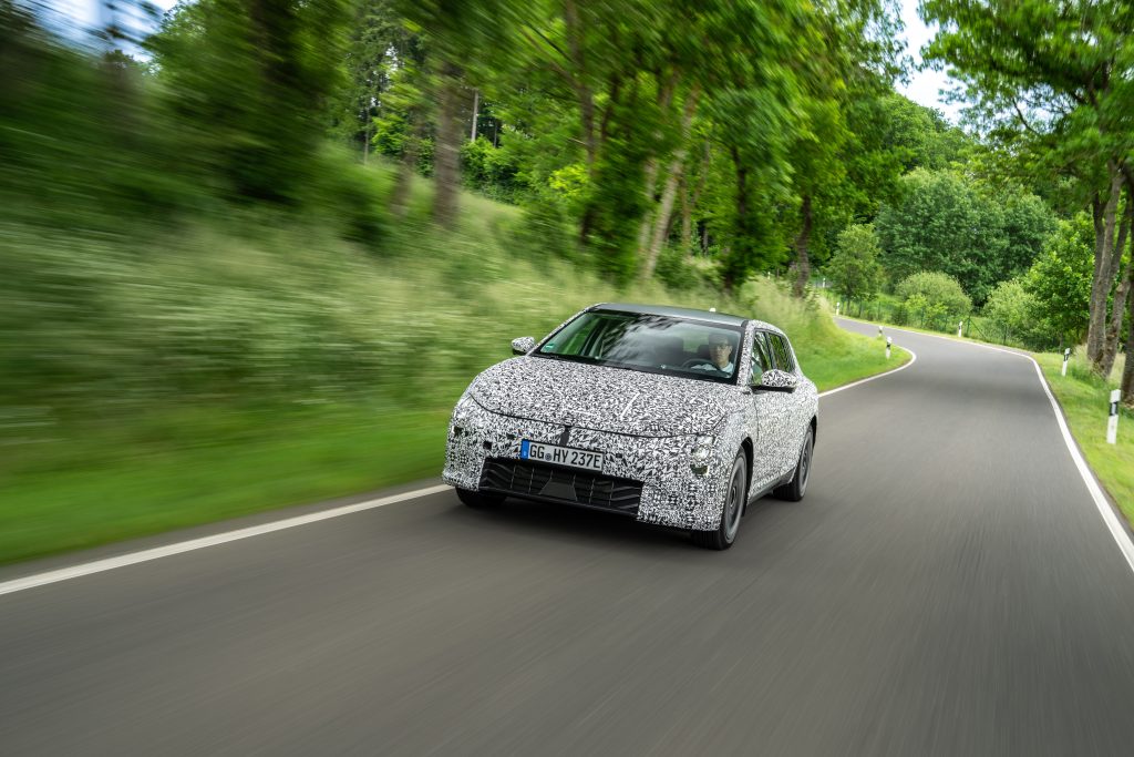 Original-28071-kia-ev4-undergoes-testing-in-europe06