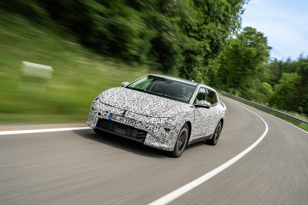 Original-28078-kia-ev4-undergoes-testing-in-europe-00
